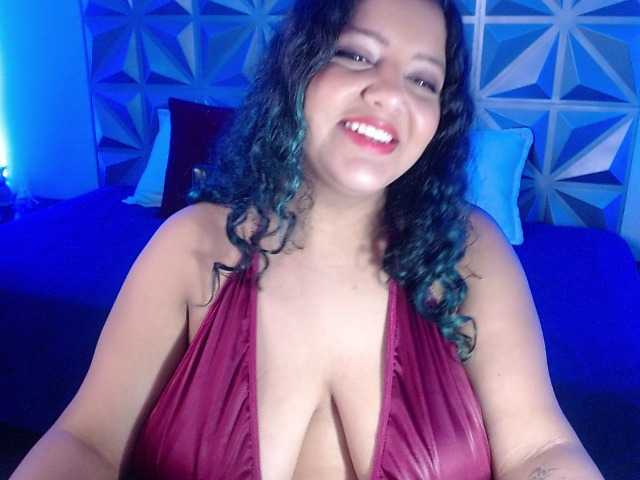 Live sex webcam photo for jaise-bigboob #271430738