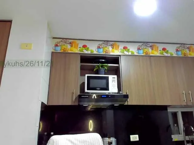 Live sex webcam photo for YourSally #271426746