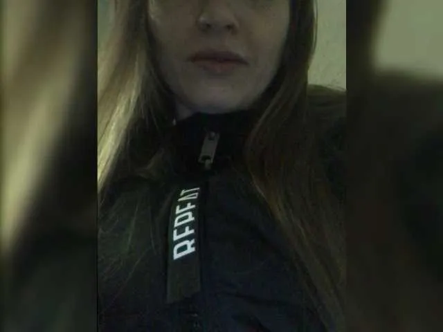 Live sex webcam photo for -Jolly- #271437451