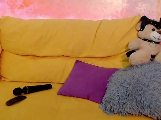 Live sex webcam photo for popsyy #271437054