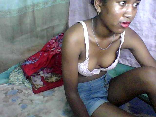 Live sex webcam photo for my-love10 #271438418