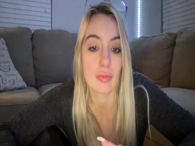 Live sex webcam photo for Sammy_gray #271429728