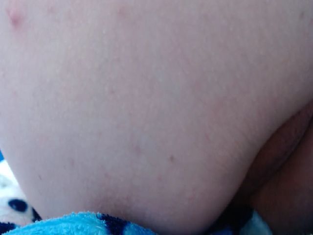 Live sex webcam photo for Honey21_ #271436370