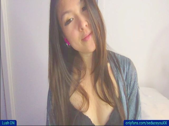 Live sex webcam photo for seduceyouxx #271431381