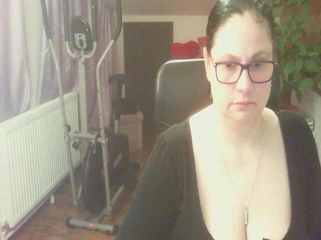 Live sex webcam photo for boosty4you #271440059