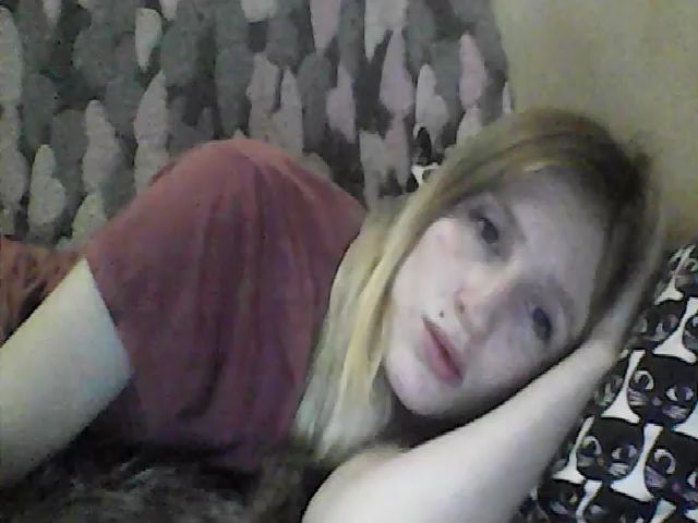 Live sex webcam photo for GuiltyKitty #271439092