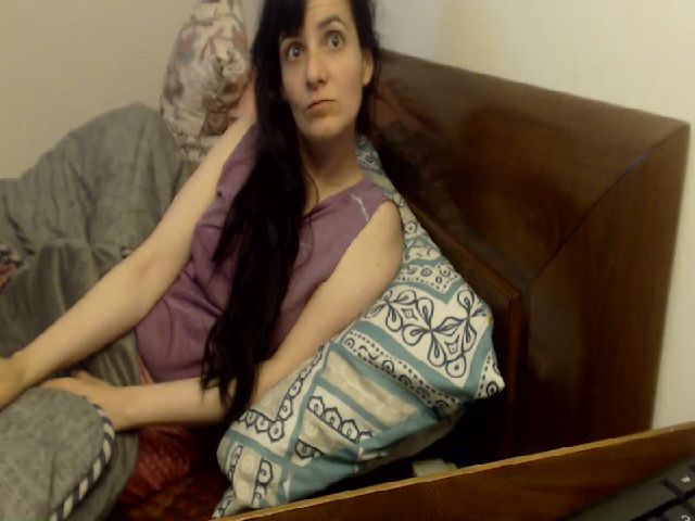 Live sex webcam photo for isabellazee2 #271432446