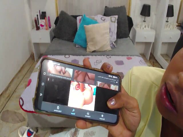 Live sex webcam photo for Keiramiles #271440698