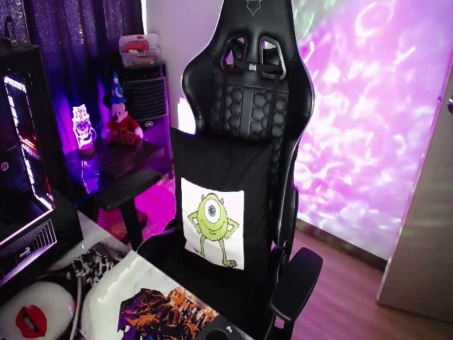 Live sex webcam photo for BiancaMiller #271433069