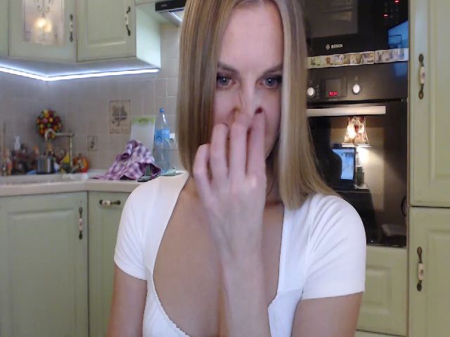 Live sex webcam photo for Super_Giraffe #271439094