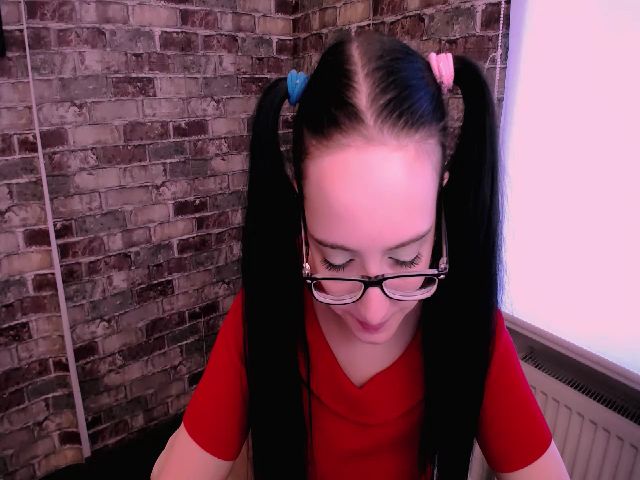 Live sex webcam photo for RebekaJo #271432152