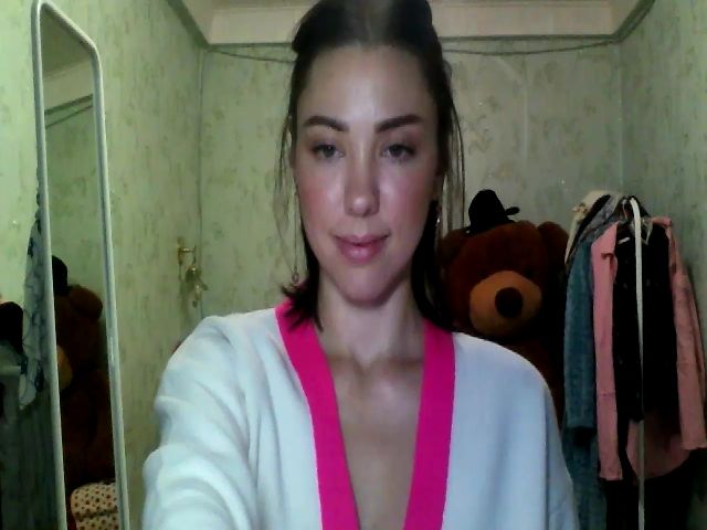 Live sex webcam photo for AA_Kitten #271439527