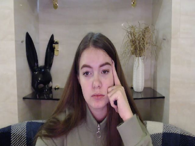 Live sex webcam photo for Mary_Siley #271435124