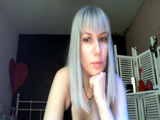 Live sex webcam photo for Marvel33 #271427838