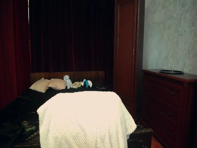 Live sex webcam photo for AimeeWilliams #271432839