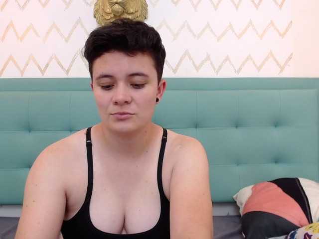 Live sex webcam photo for Taylor-Allana #271437532