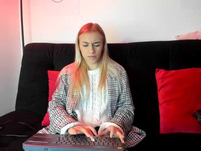 Live sex webcam photo for celestesweet1 #271427271