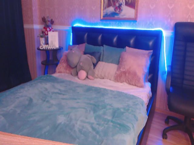 Live sex webcam photo for LorinFields #271436075