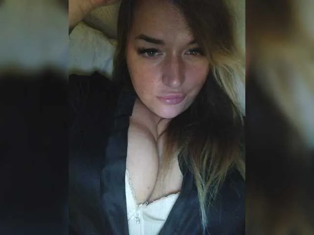 Live sex webcam photo for Wennice #271430160