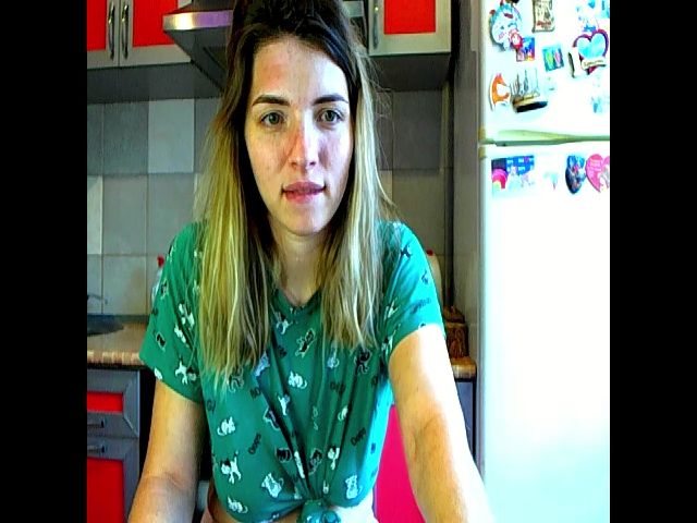 Live sex webcam photo for HotSexyLady_1 #271434669