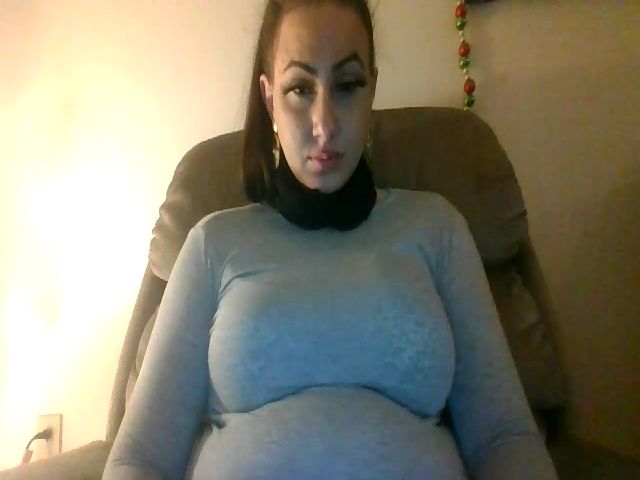 Live sex webcam photo for Noellebella #271428545