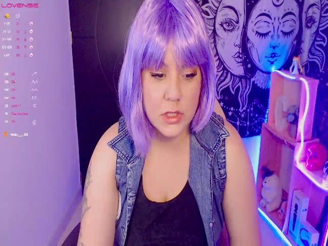 Live sex webcam photo for Clairebays_ #271428066