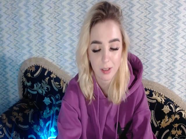 Live sex webcam photo for Jade_Fire #271428158