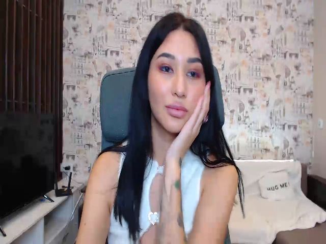 Live sex webcam photo for RedMoonlight #271434988