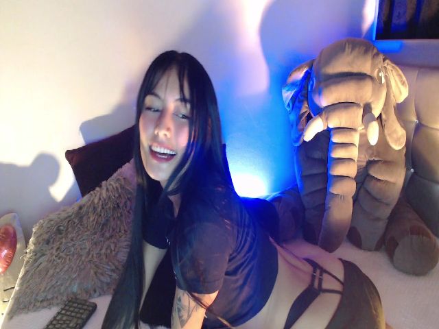 Live sex webcam photo for Meegabell #271431529