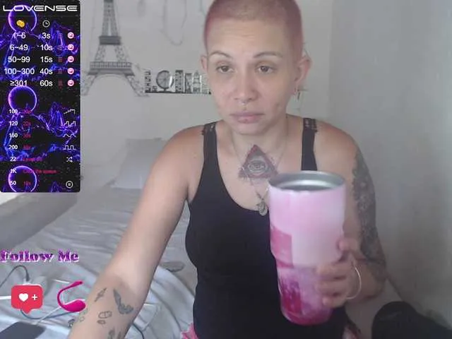 Live sex webcam photo for crazycouple66 #271438539