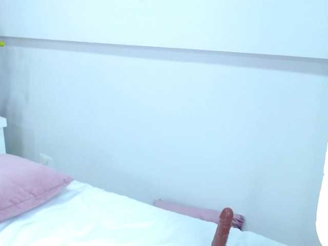 Live sex webcam photo for Anahys-Ford #271438496