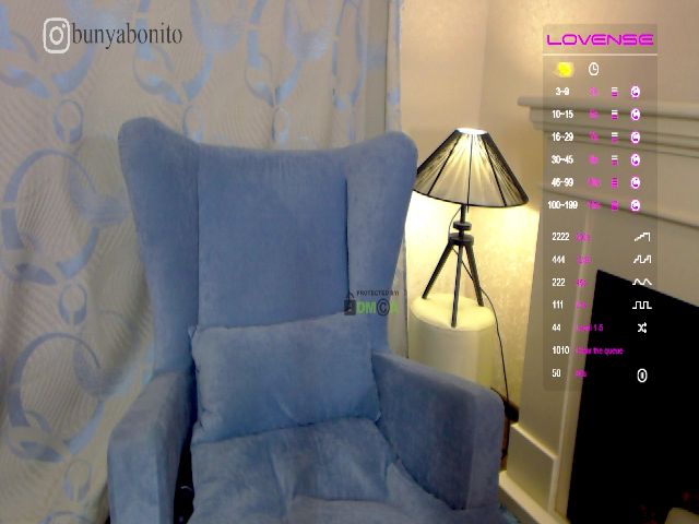 Live sex webcam photo for BunyaBonito #271439939