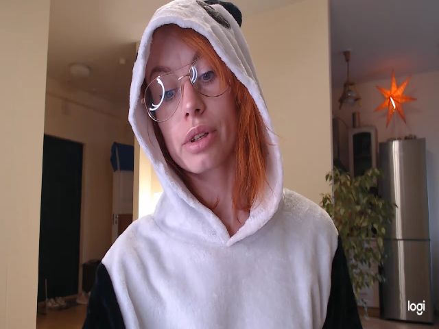 Live sex webcam photo for RedheadMila #271432946