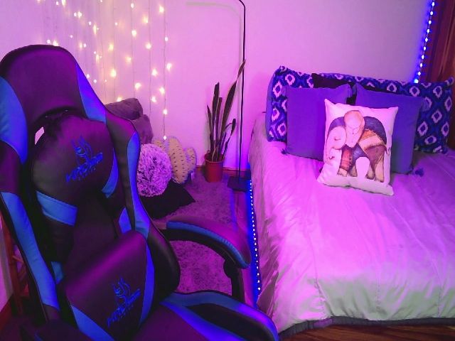 Live sex webcam photo for mar_ramirez #271439072