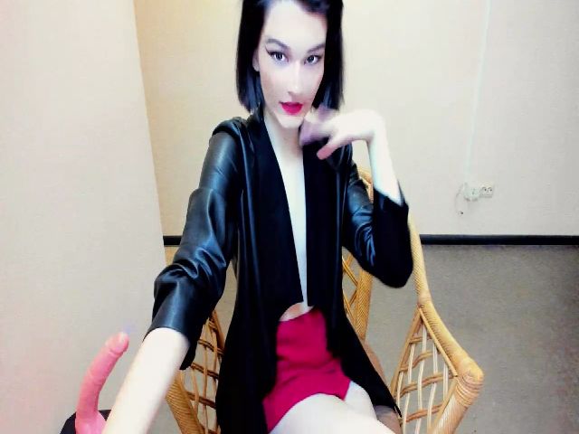 Live sex webcam photo for LanaDelSun #271439123