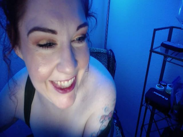 Live sex webcam photo for MissDaniLark #271429379