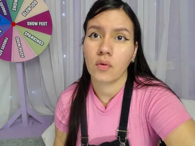 Live sex webcam photo for MIAREY- #271434466