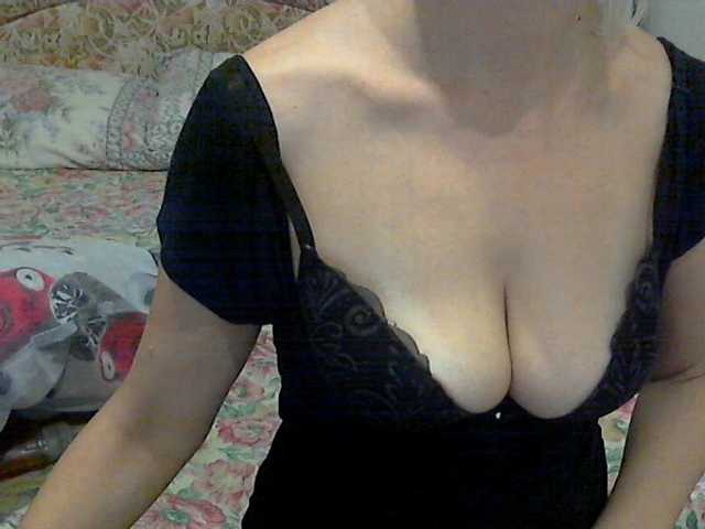 Live sex webcam photo for superstarshin #271441689