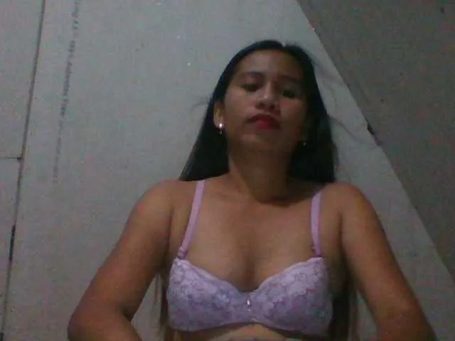 Live sex webcam photo for xxxAlexxaquen #271447360