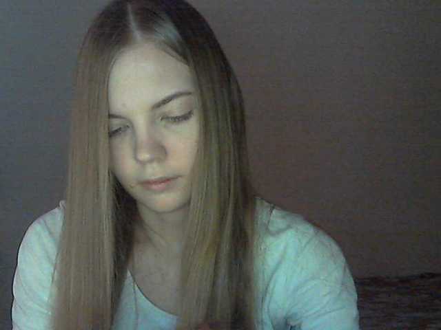 Live sex webcam photo for alisekss8 #271444085