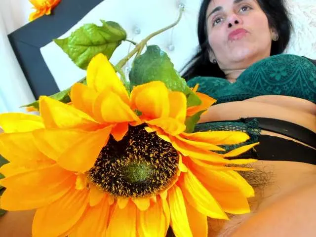 Live sex webcam photo for girasol-walto #271449905