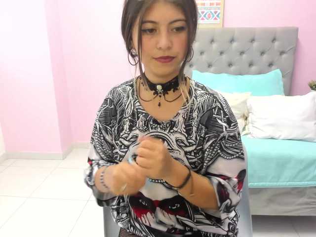 Live sex webcam photo for Sammy-Parker #271450281