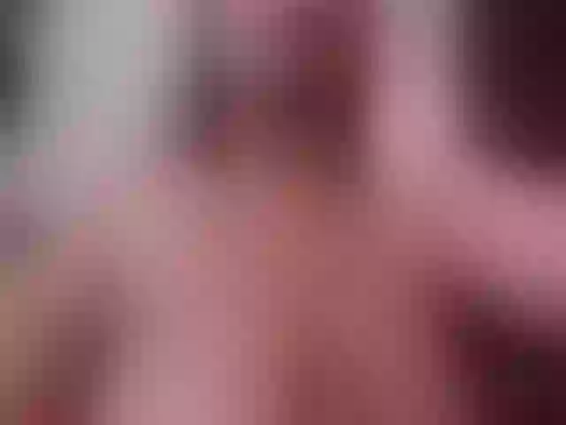 Live sex webcam photo for lucy-miilf #271444183
