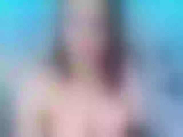 Live sex webcam photo for Alison-fire #271444540