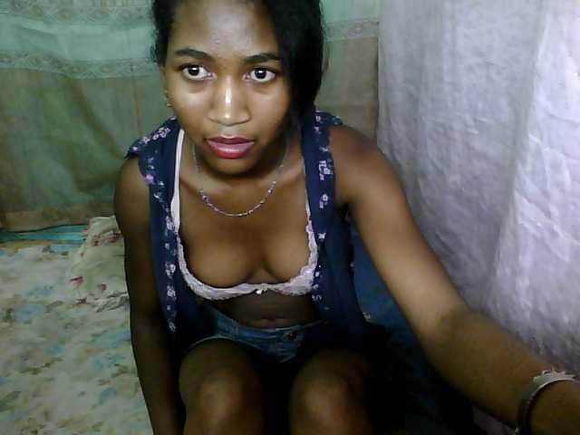 Live sex webcam photo for my-love10 #271449826