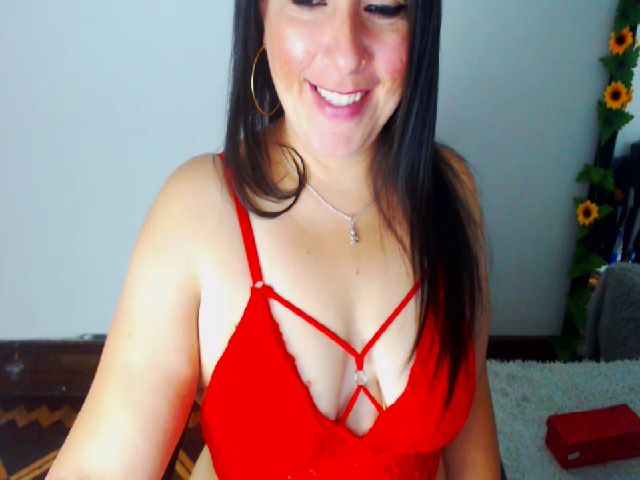 Live sex webcam photo for Jimena_colins #271448437