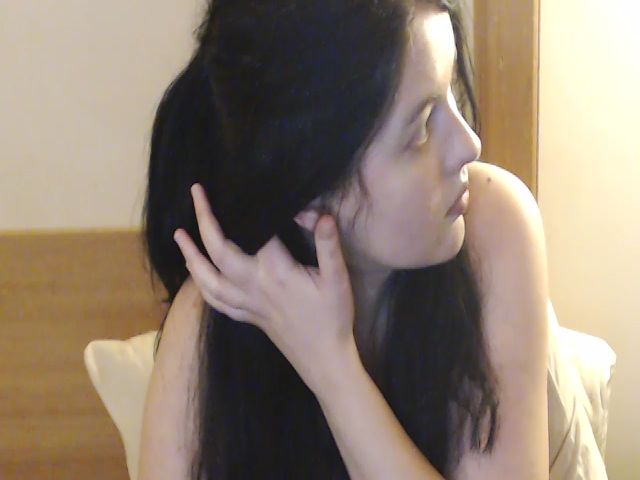 Live sex webcam photo for LoveHotEmma #271442281