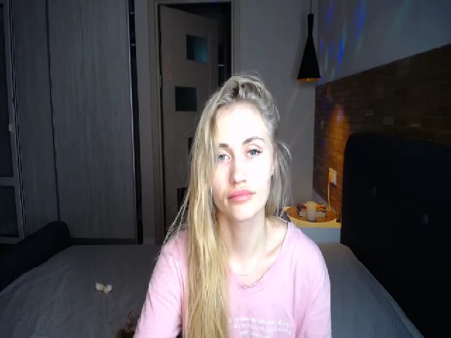 Live sex webcam photo for MELANI_A #271451992