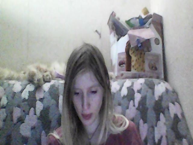 Live sex webcam photo for GuiltyKitty #271447858