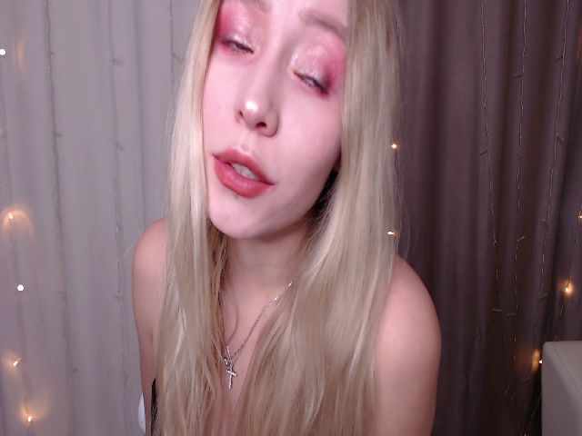 Live sex webcam photo for Pristine_Edge #271451863